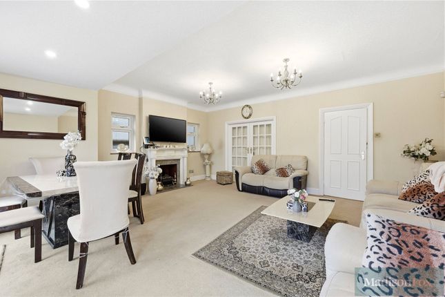 42, Tomswood Road, Essex photo 4