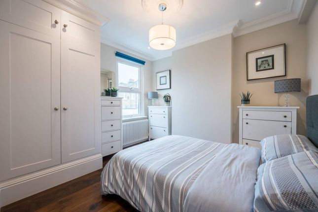 End terrace house to rent in Railton Road, Herne Hill, London
