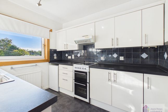 Urquhart Drive, East Mains, East Kilbride photo 3