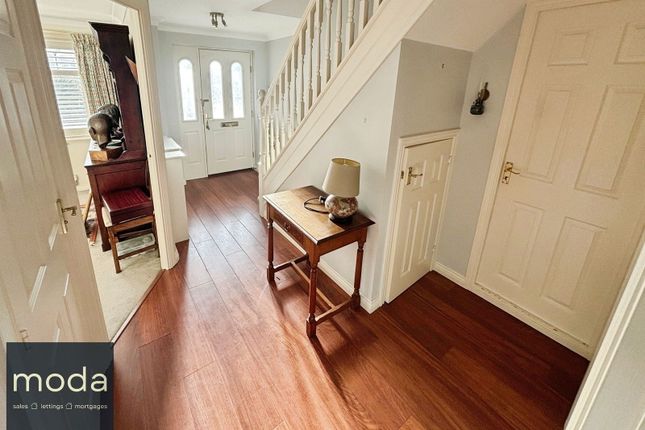 8, Marlcroft Drive, Liverpool photo 2