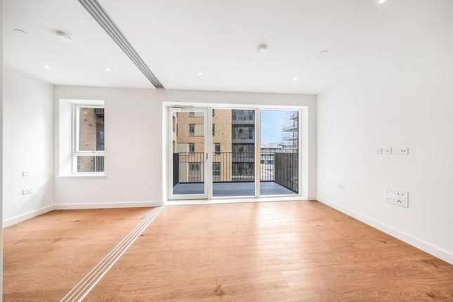 Flat 21, Braeburn Mansions, 5, Mary Neuner Road, London photo 3