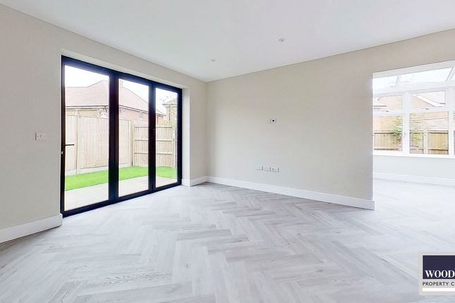 Cedarwood, Goffs Lane, Goffs Oak photo 4