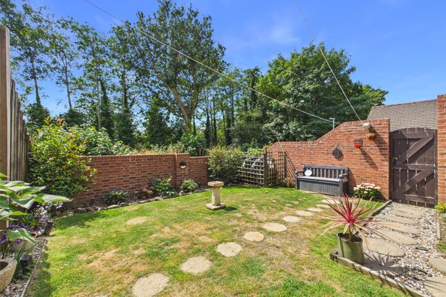 15, St. Pauls Drive, Devon photo 2