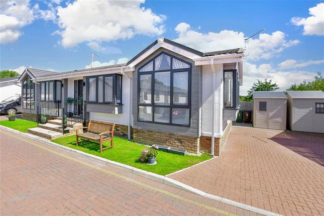Mobile/park home for sale in Queen Street, Paddock Wood, Kent