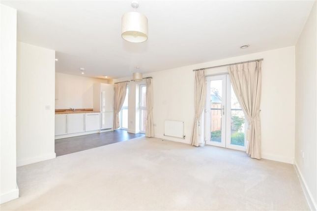 30, Longley Road, Chichester photo 3