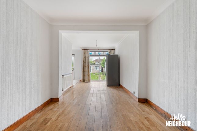 45, Taunton Way, Stanmore photo 2