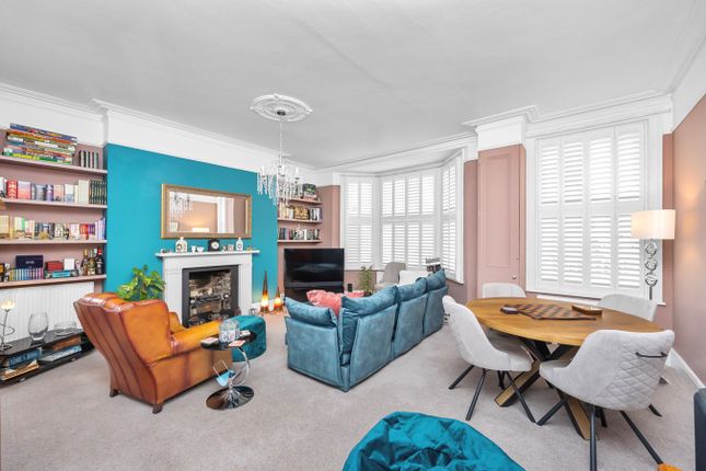 Thumbnail Flat for sale in Holland Road, Hove