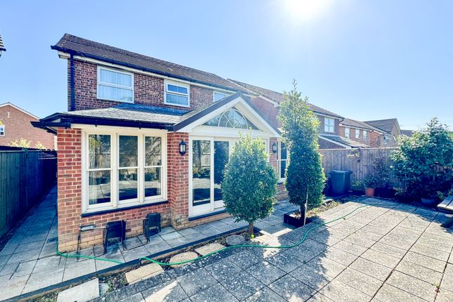 19, Darwell Drive, Pevensey photo 3
