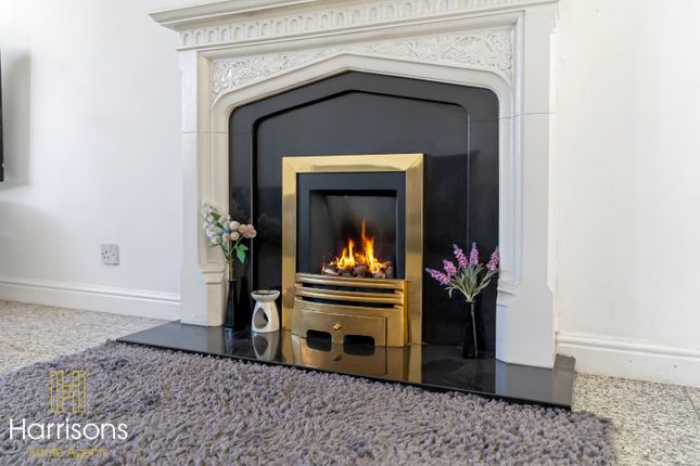 4 Beaumont Chase, Bolton, Lancashire photo 4