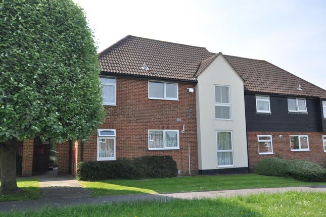 2-bed flat on 54, Saffron Walden, £1,000/mo
