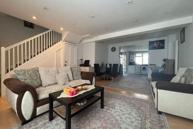 321, Deansbrook Road, Edgware, HA8, Edgware photo 4