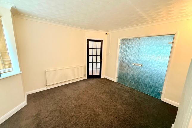 10 St Peters Road, Stowmarket photo 4