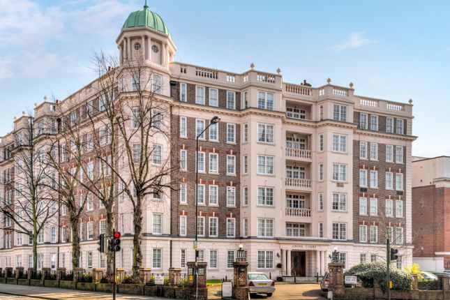 Flat for sale in Grove Court, Grove End Road, St John's Wood, London