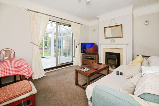 23, Bishops Road, PETERBOROUGH photo 4