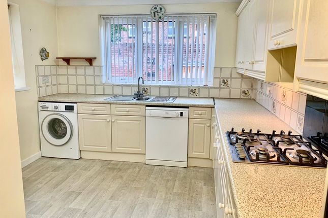 23, Birkett Road, Wirral photo 4