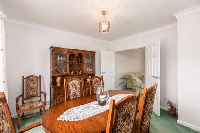 108, Saunders Way, Swansea photo 4