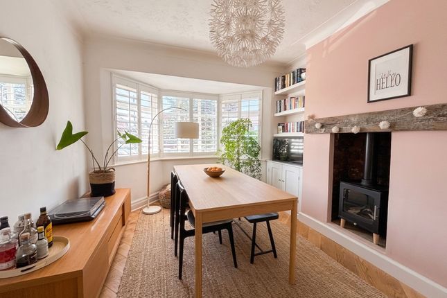 437 Manchester Road, Manchester photo 2