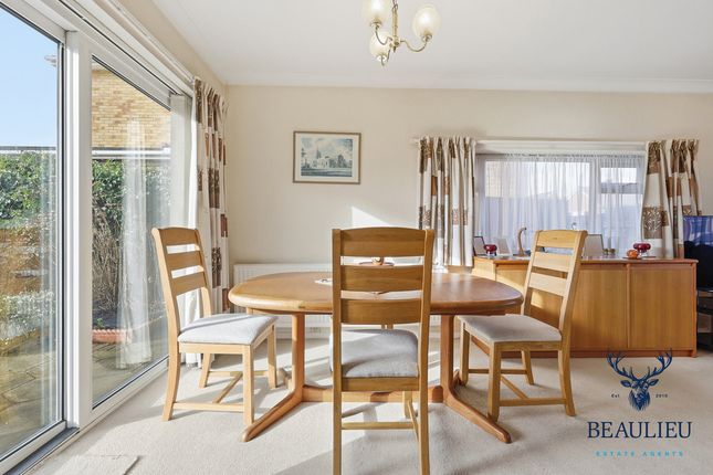 34, Longmead Avenue, Chelmsford photo 4