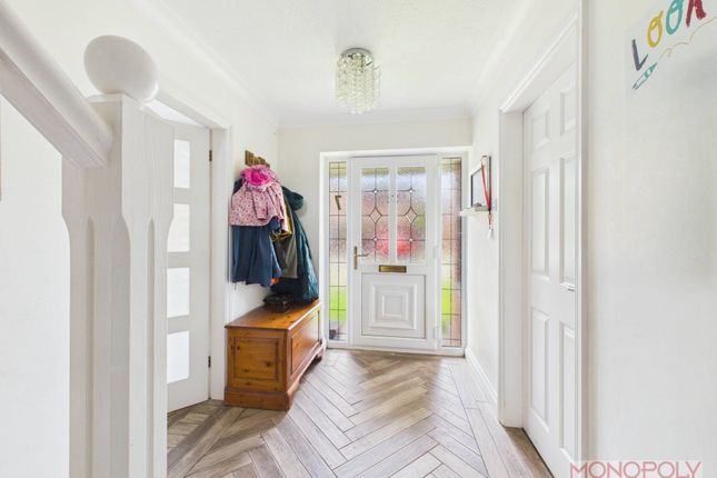 7 Greenfield View, Wrexham photo 4