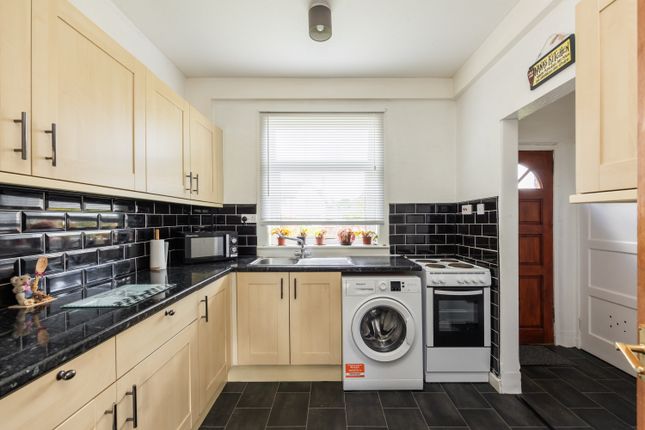 22, Riverside, Newbridge photo 4