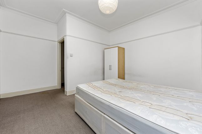 36a, Oakmead Road, London photo 3