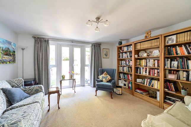 75, Graces Field, Gloucestershire photo 2