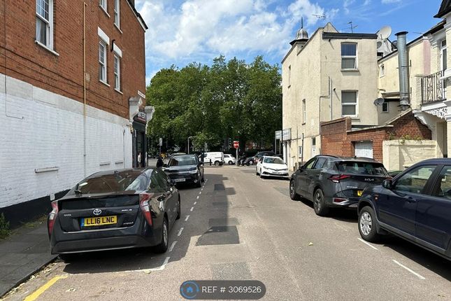 Flat A, St Margerets Avenue Ndh, London photo 3