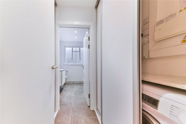 Flat to rent in Gower Street, Fitzrovia