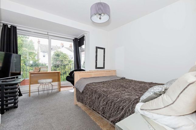 Flat 3, 7, Pembroke Crescent, Hove photo 2