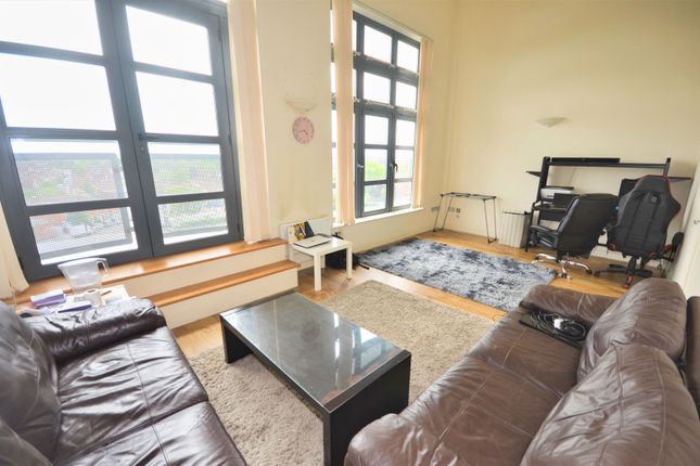 Flat for sale in 21 Aldbourne Road, Radford, Coventry