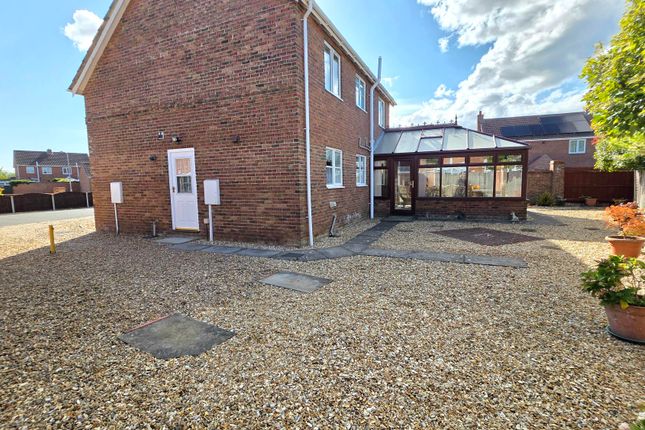 3, Mayflower Drive, Heckington photo 3