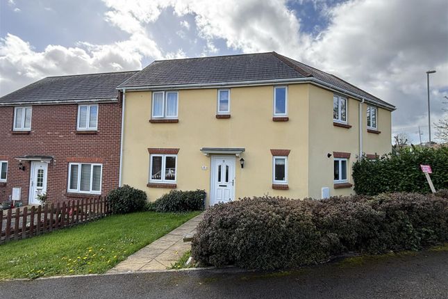 3-bed house on 8, Monarch Road, Crewkerne, £240,000