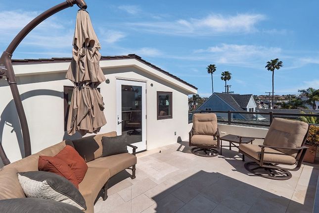 Detached house for sale in 129 Topaz Avenue, Newport Beach, Us
