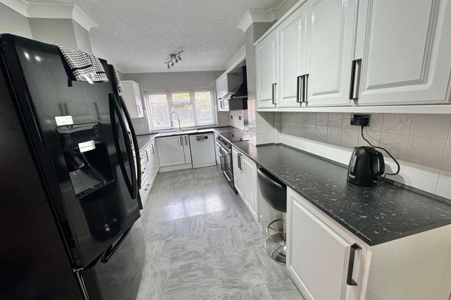 15 Ennerdale Crescent, Nuneaton photo 4