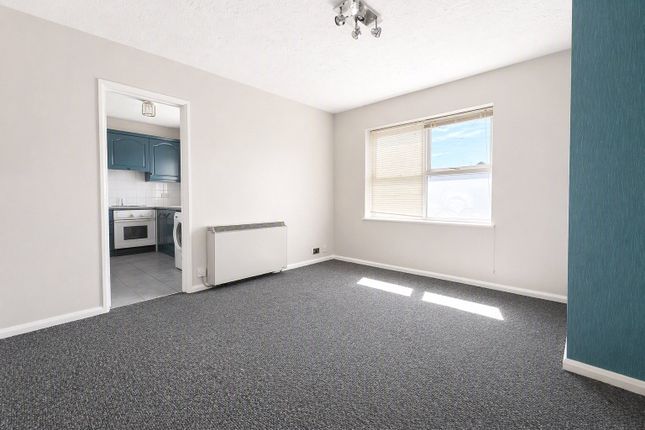 Flat 26, The Ashleighs,, Sanders Road, Essex photo 3
