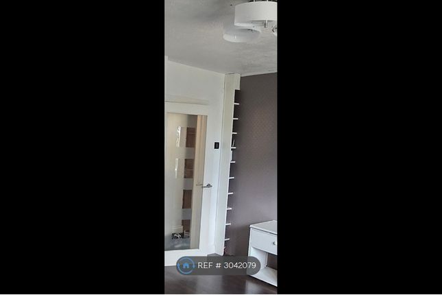Flat, Silbury House Sydenham Hill, London photo 5