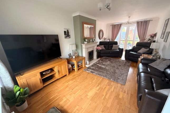 52, Land Oak Drive, Worcestershire photo 2