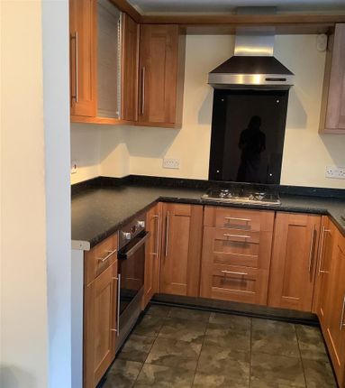 End terrace house to rent in Leakes Court, James Street, Louth