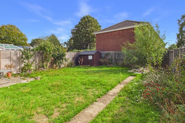 284, Innsworth Lane, Gloucester photo 4
