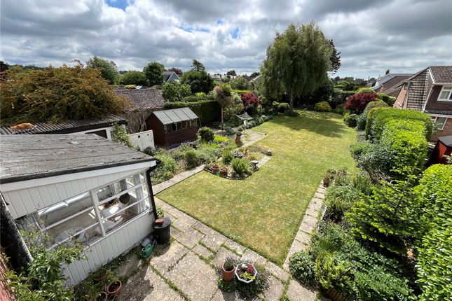 6, Meadow Road, Hampshire photo 3