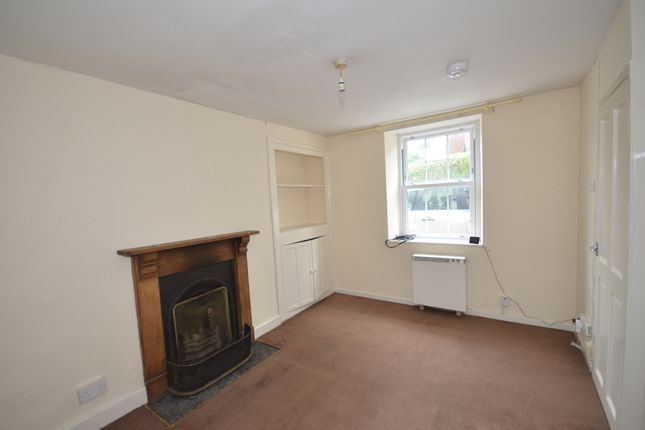 4, Pantydderwen, Llandre photo 3