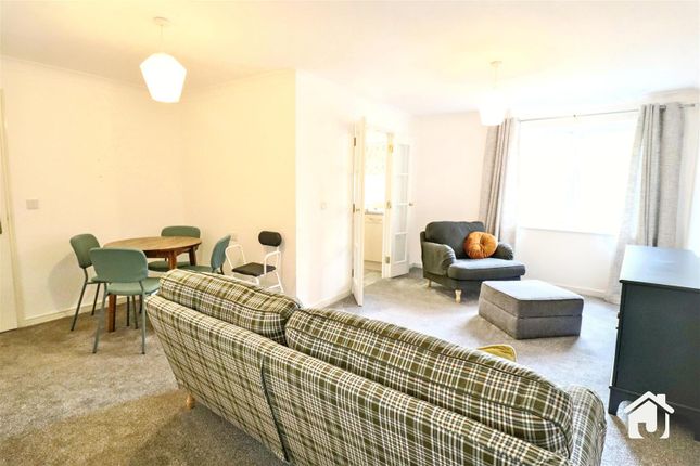 Flat 35, Pettifor Court, Bradgate Road, Anstey photo 2