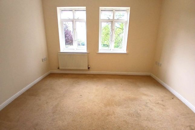 55, Talfourd Way, Redhill photo 5