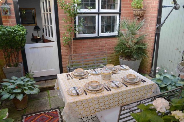 End terrace house for sale in New Street, Henley-On-Thames