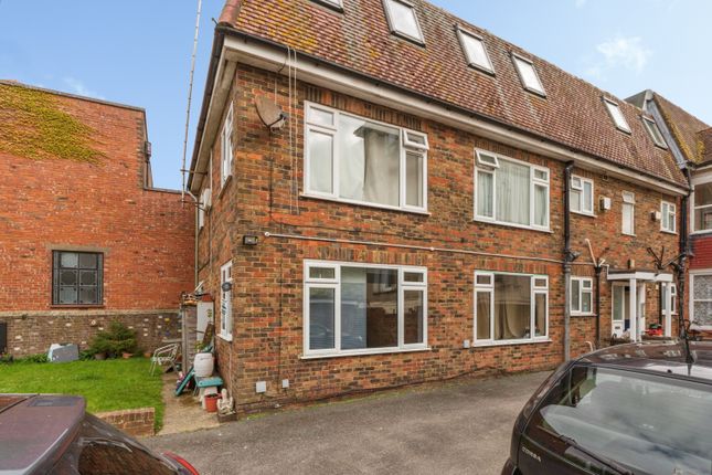 Flat 5, 19, Broadwater Road, Worthing photo 2