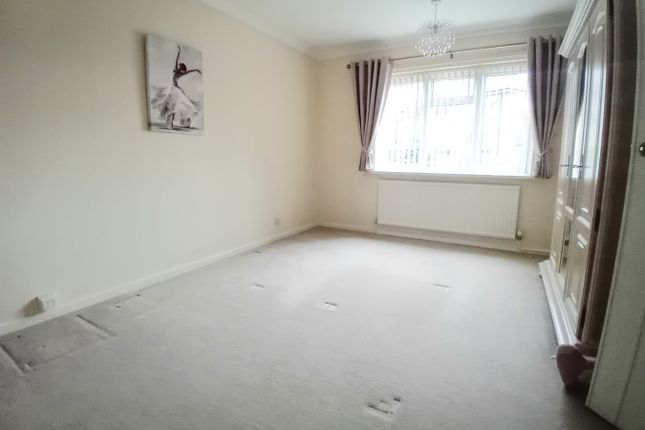 Flat for sale in Barnhorn Close, Bexhill On Sea