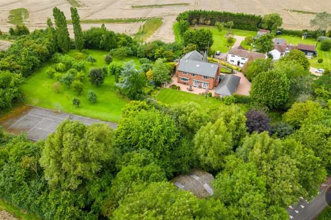 Detached house for sale in Grovebury Turn, Little Billington, Leighton Buzzard