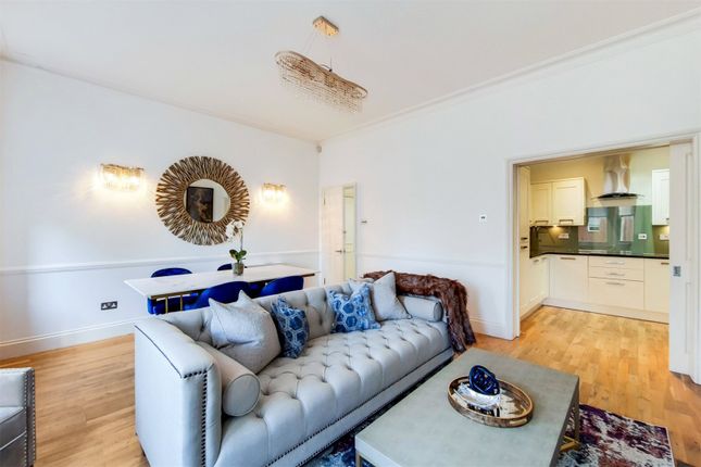 Flat 2, 2, Windmill Hill, London photo 4
