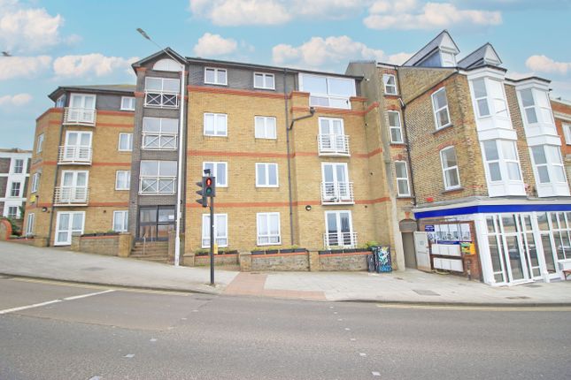 Thumbnail Flat for sale in Fort Hill, Margate