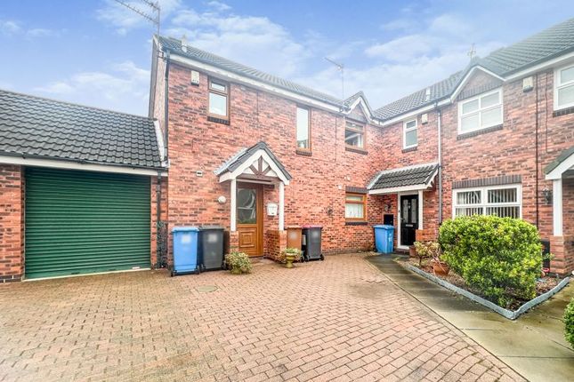 Thumbnail Semi-detached house to rent in Ladymere Drive, Ellenbrook, Worsley